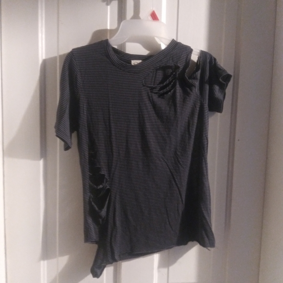 Gilded Intent Distressed Shirt - Picture 3 of 8